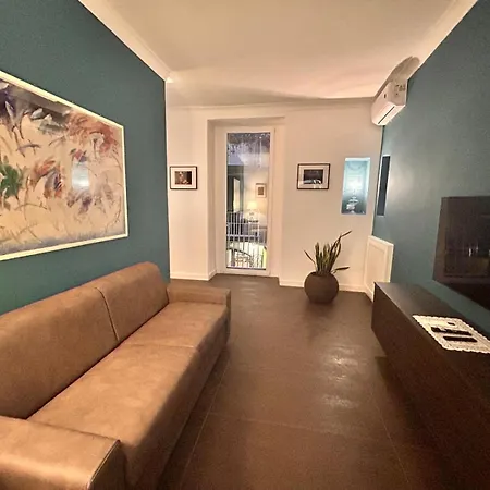 The Dream Chiaia Apartman